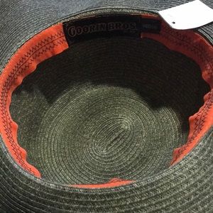 Summer hat for a woman with character